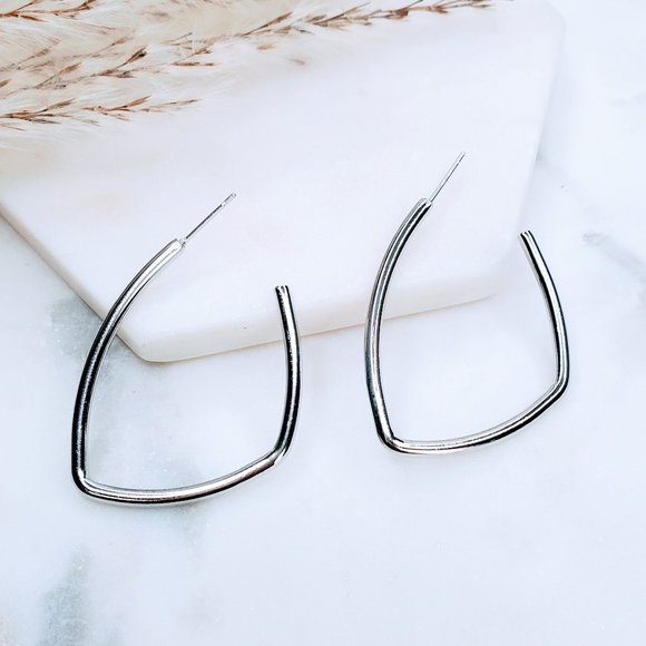 5 for $25 Geometric Half Hoop Statement Earrings - Picture 8 of 9